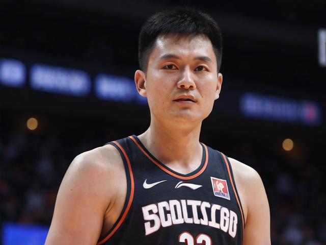 jiuyou.com_ MVP王强：关键三分锁定胜局，荣获全场最高分！，王强比赛视频