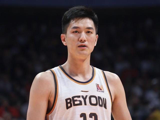 jiuyou.com_ MVP评选:王强凭借关键三分荣获最佳球员!,王强打多少分 jiuyou.com_ MVP评选:王强凭借关键三分荣获最佳球员!,王强打多少分