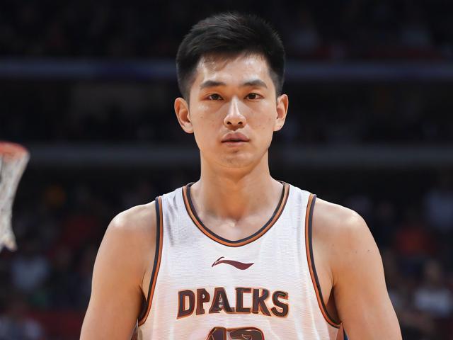 jiuyou.com_ 上海男篮新援加盟，目标冲击冠军，上海男篮新大外援