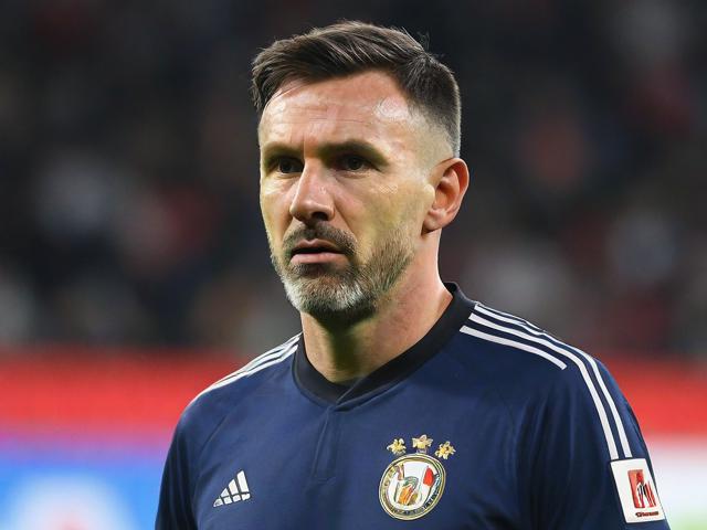 九游体育官网_ 德甲决战,教练点评关键战术,九游游戏中心官方网站 九游体育官网_ 德甲决战,教练点评关键战术,九游游戏中心官方网站