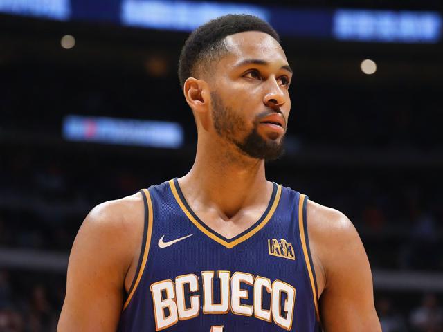 “九游app_ 场外精彩：明星球员的温馨生活瞬间”，nba球员场外生活