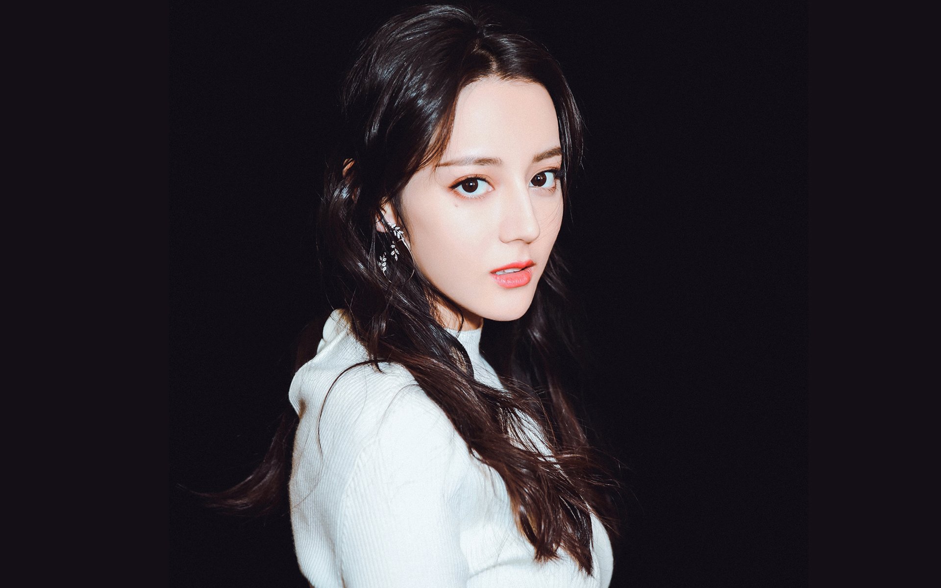 山东鲁能泰山队主场不敌深圳佳兆业，鲁能泰山vs深圳佳兆业