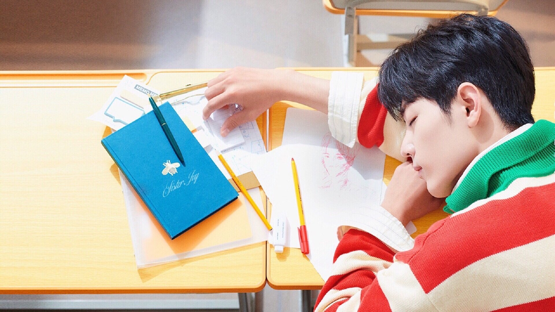 西班牙队在欧洲杯八分之一决赛中以3比1战胜德国队,晋级四强,西班牙足球欧洲杯