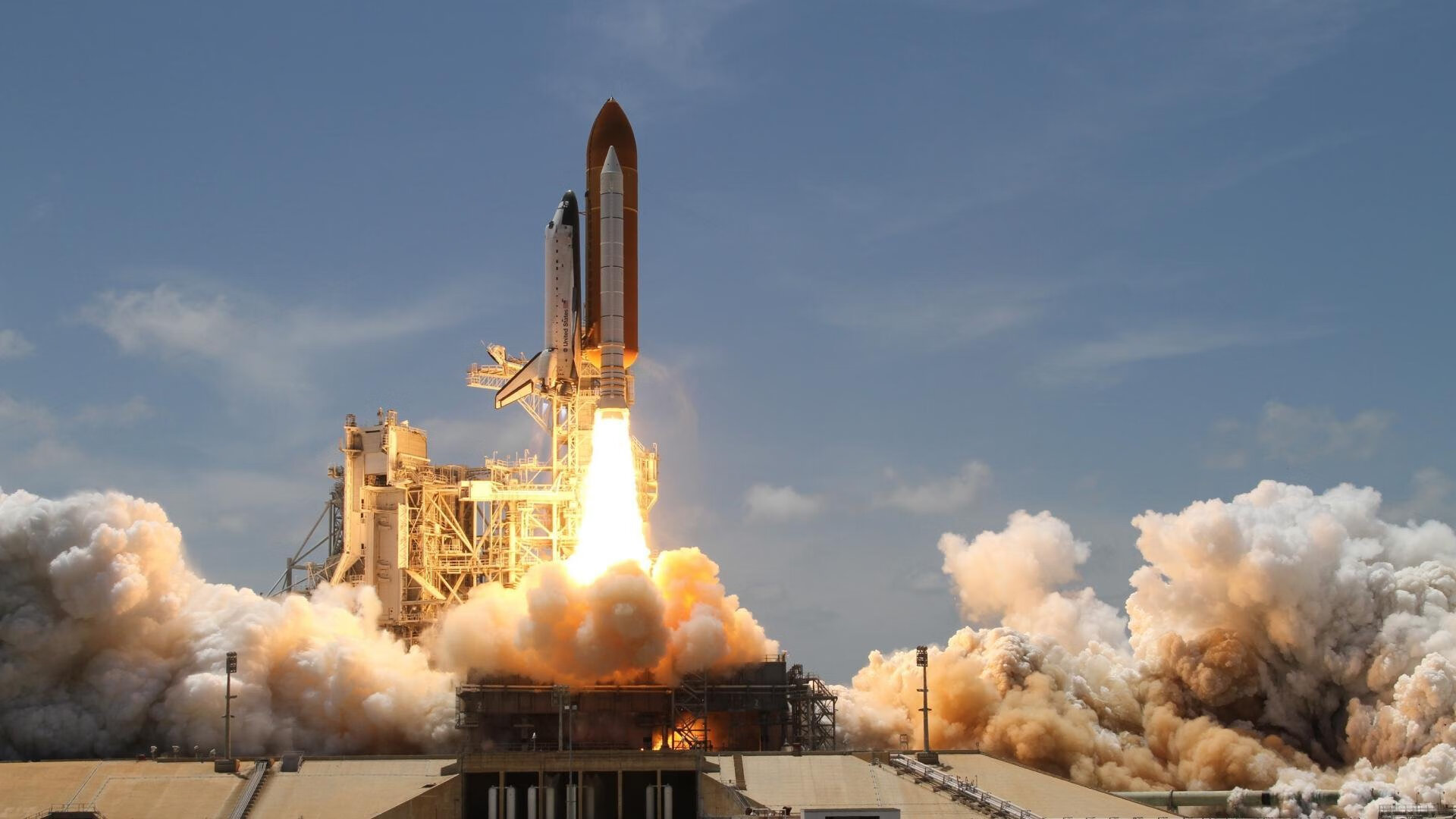 詹姆斯全能数据湖人节节领先，詹姆斯在湖人的成绩