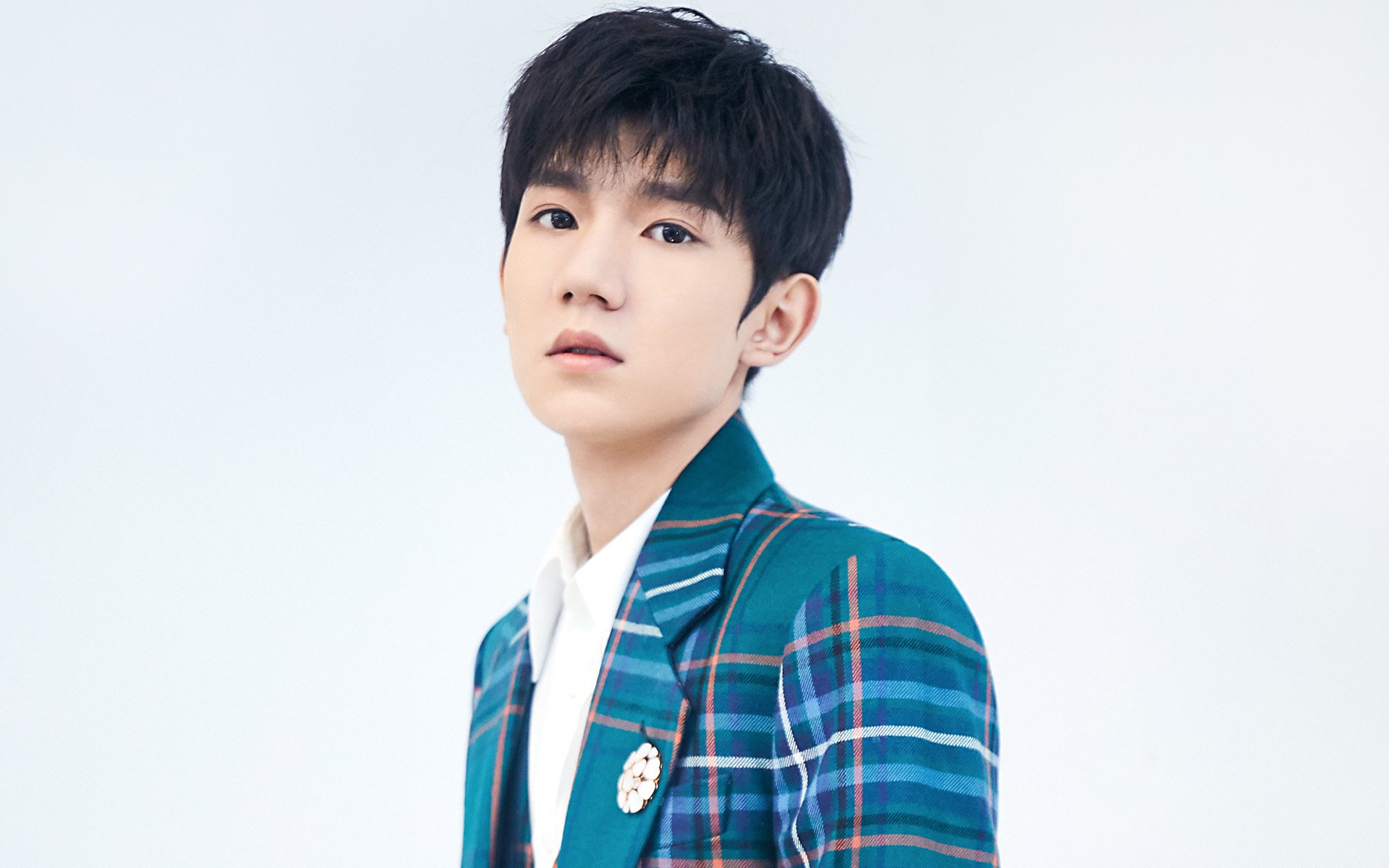 高校足球联赛不断升级，激发大学生运动热情，大学足球联赛参赛学校